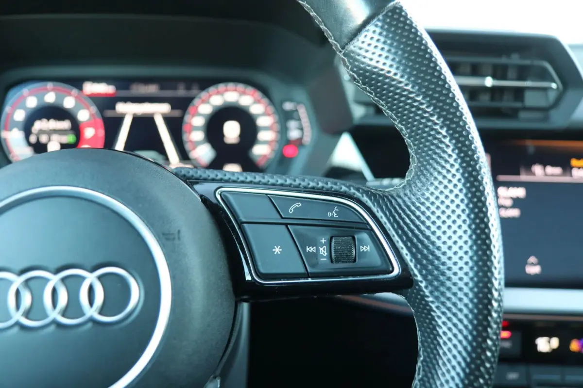 35 TFSI 150pk S-tronic S edition | Panoramadak | Trekhaak | 18'' Audi Sport Velgen