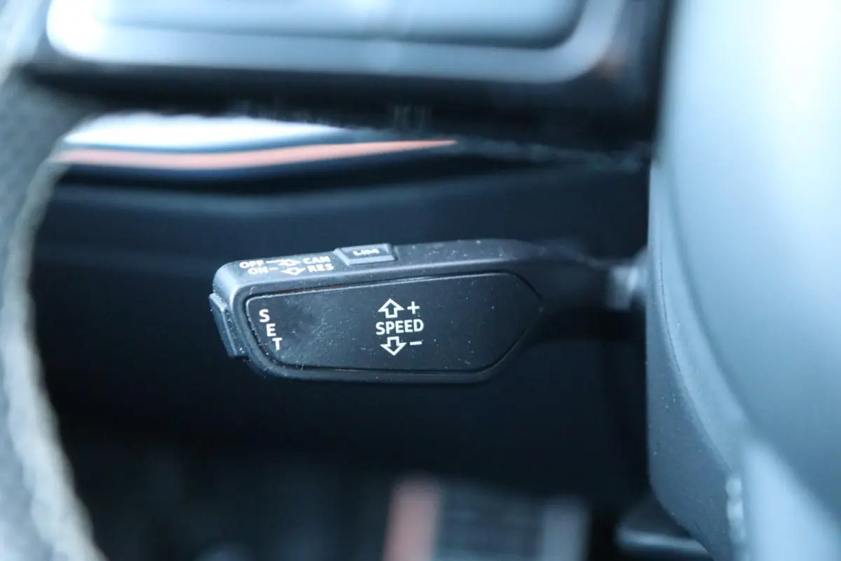 35 TFSI 150pk S-tronic S edition | Panoramadak | Trekhaak | 18'' Audi Sport Velgen