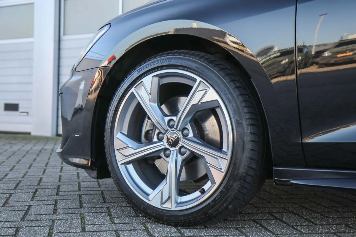 35 TFSI 150pk S-tronic S edition | Panoramadak | Trekhaak | 18'' Audi Sport Velgen