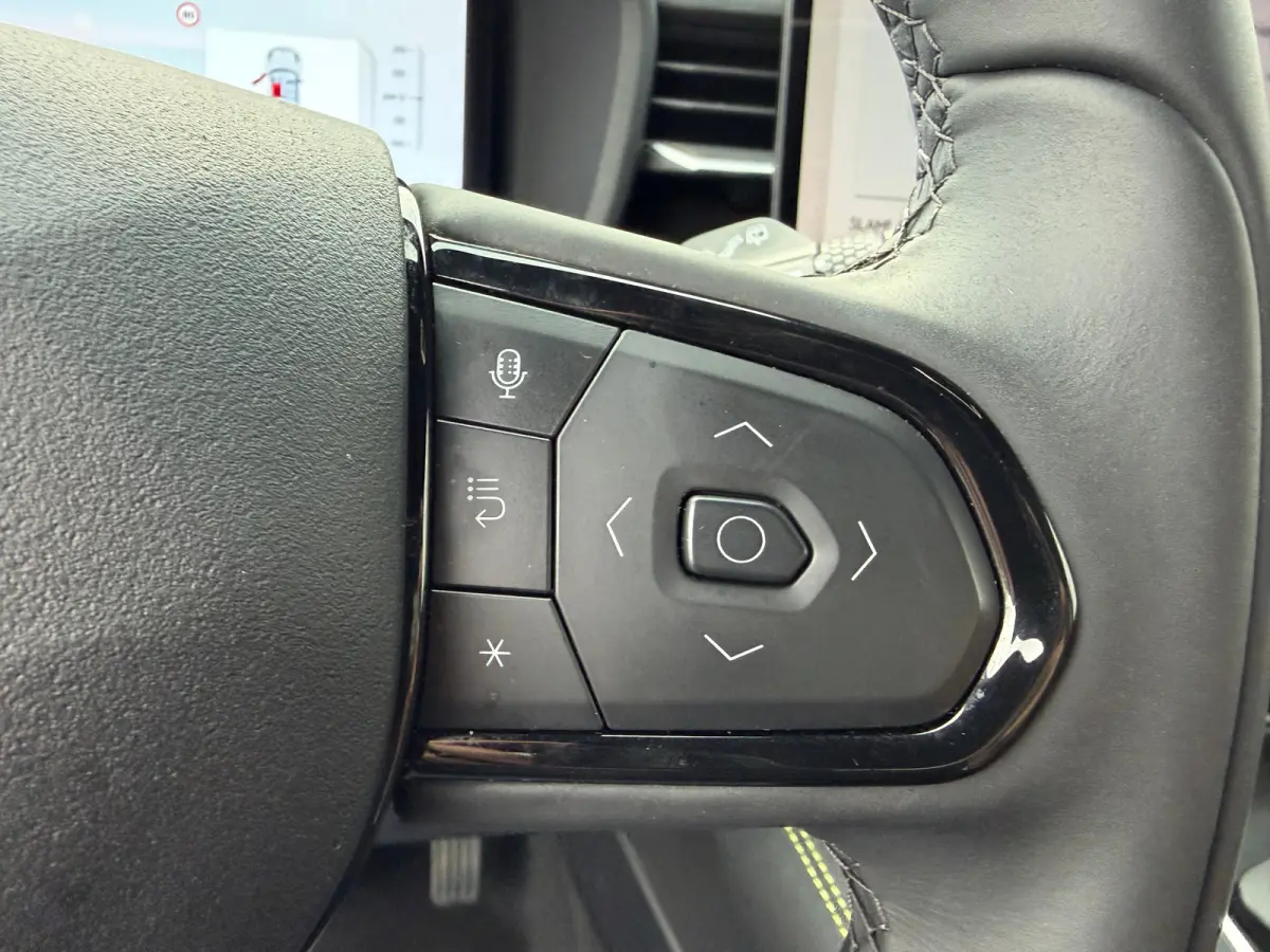 1.5 More Nieuw model / 01| Apple Carplay/Android Auto|telefoonintegratie premium | Cruise control adaptief | Elektrisch glazen panorama-dak