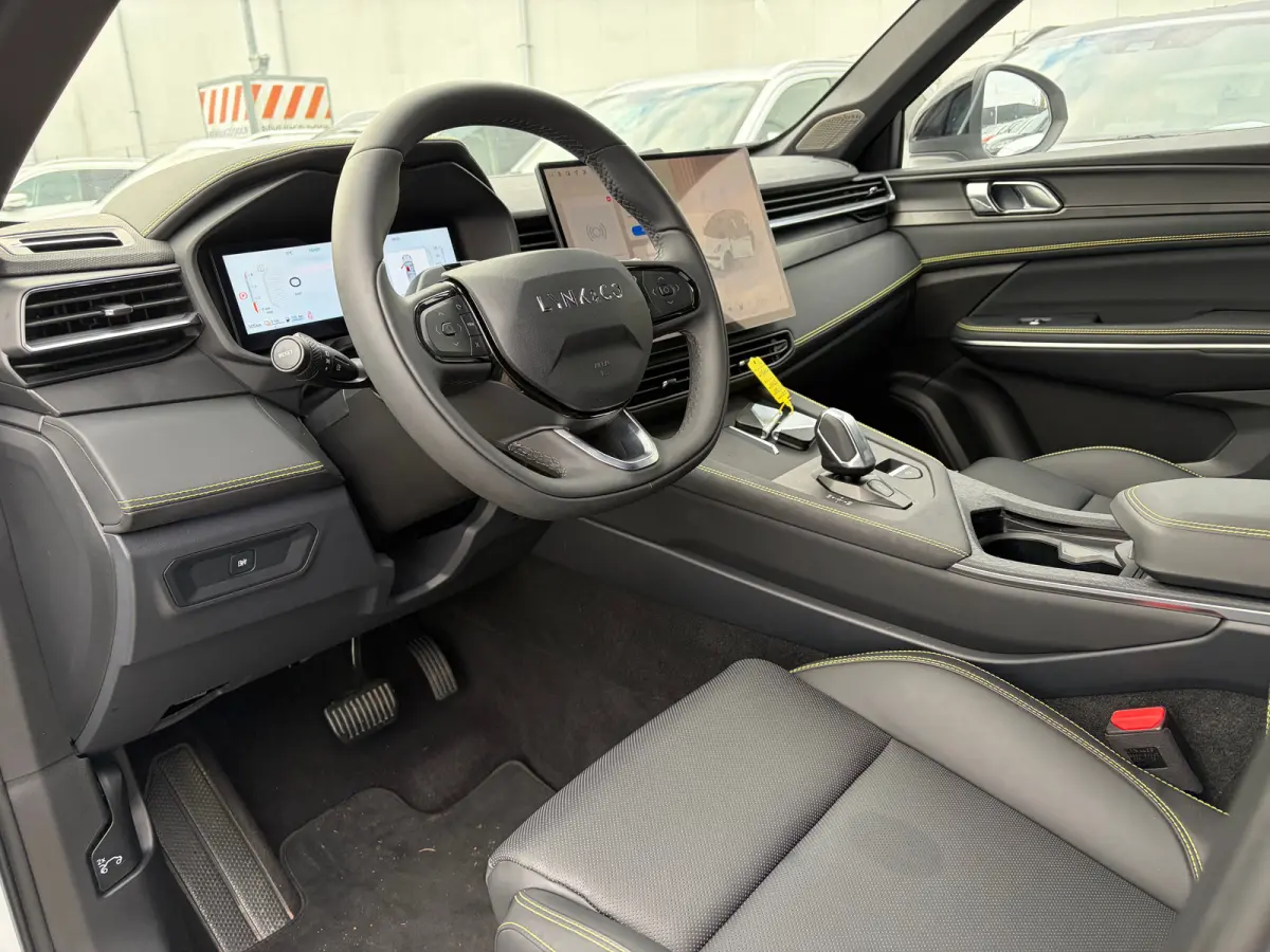1.5 More Nieuw model / 01| Apple Carplay/Android Auto|telefoonintegratie premium | Cruise control adaptief | Elektrisch glazen panorama-dak