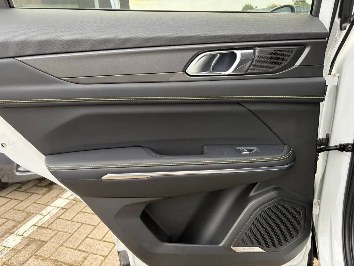 1.5 More Nieuw model / 01| Apple Carplay/Android Auto|telefoonintegratie premium | Cruise control adaptief | Elektrisch glazen panorama-dak