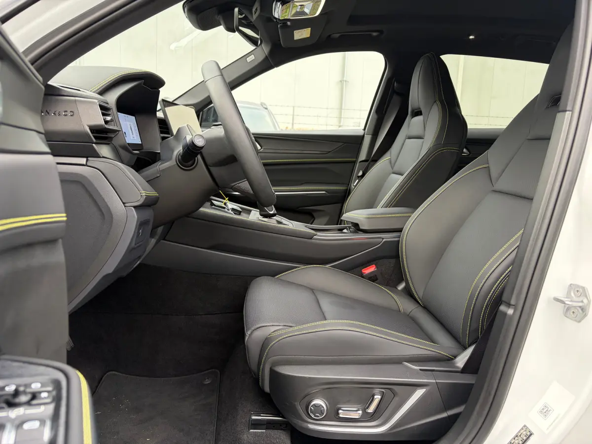 1.5 More Nieuw model / 01| Apple Carplay/Android Auto|telefoonintegratie premium | Cruise control adaptief | Elektrisch glazen panorama-dak