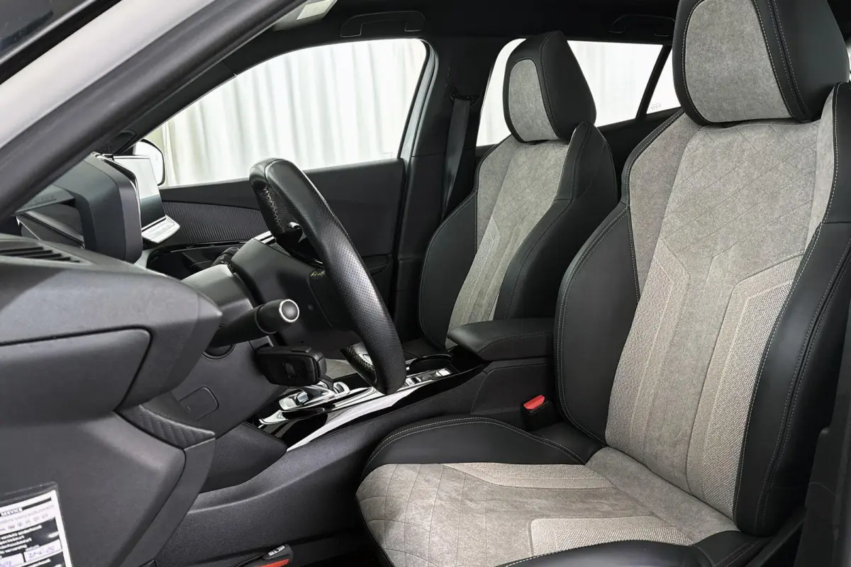 EV GT Pack 50 kWh Pano Stoelverwarming Keyless Camera