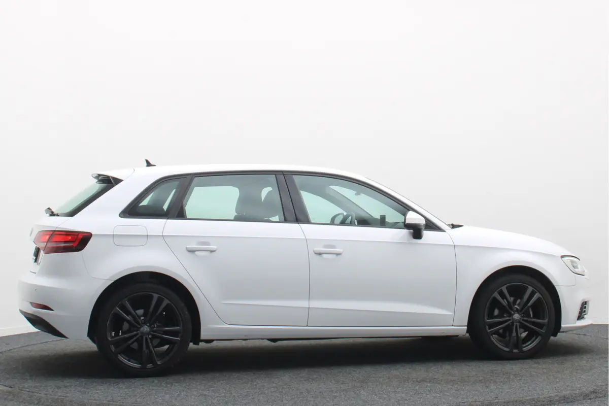 30 TFSI Pro Line Eerste Eigenaar, 5-Deurs, Airco, Cruise, Navigatie, Bluetooth, PDC, 18''