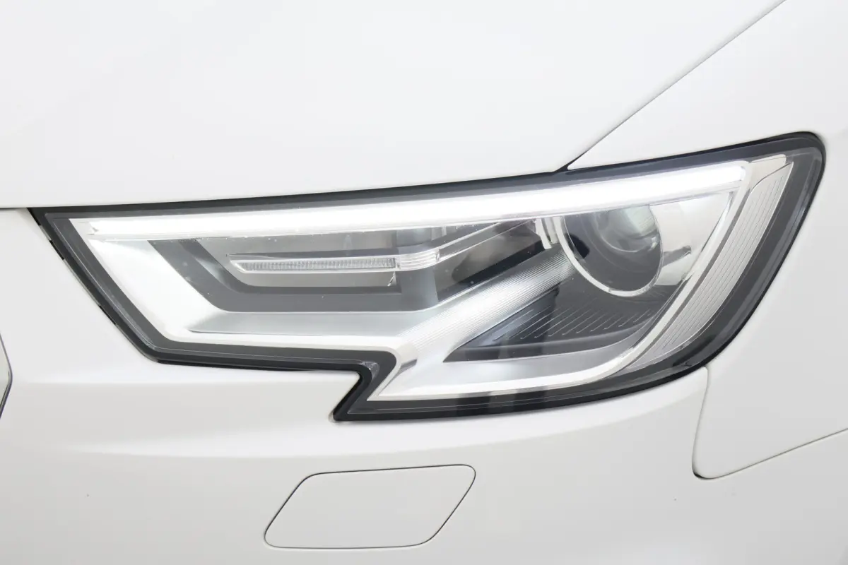 30 TFSI Pro Line Eerste Eigenaar, 5-Deurs, Airco, Cruise, Navigatie, Bluetooth, PDC, 18''