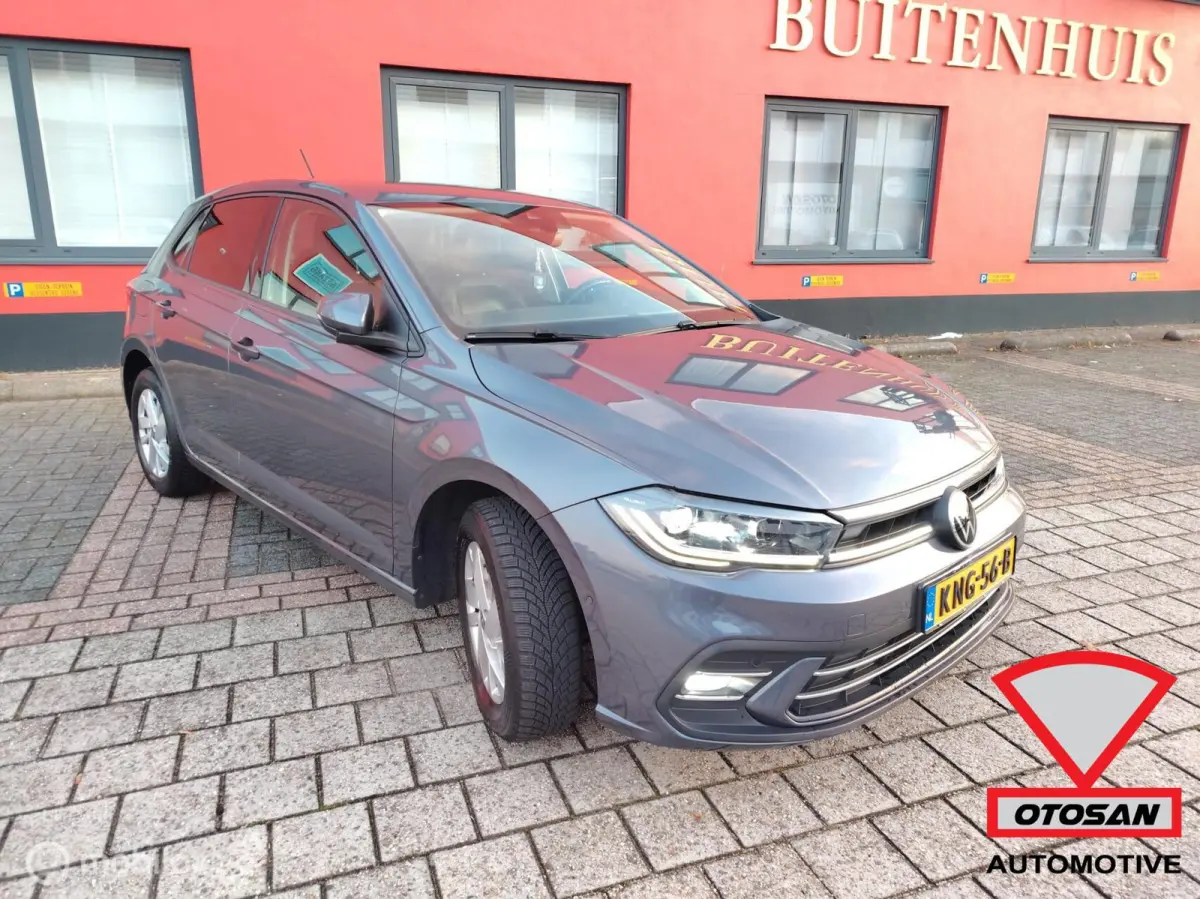 1.0 TSI dsg HIGHLINE LEDER IQ LIGHTS CAMERA