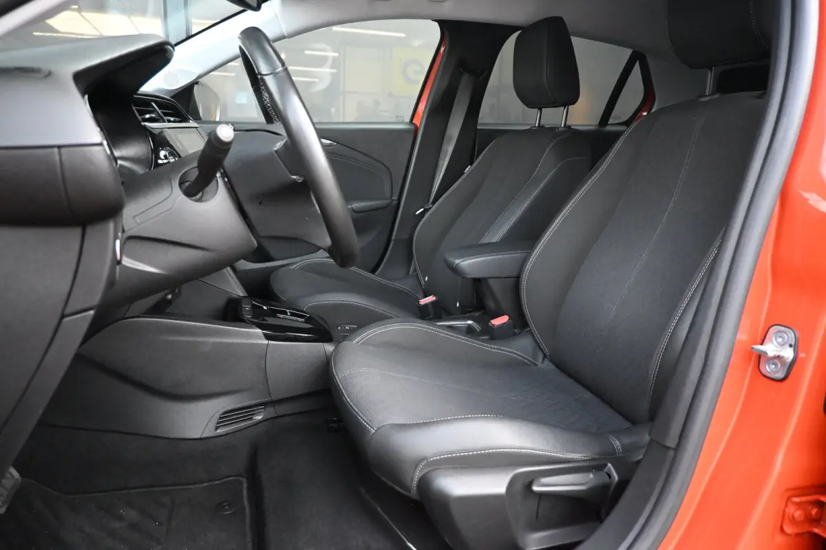 Elegance 50 kWh 89,7%SOH! 3 Fase | 1e Eigenaar | Dealeronderhouden | AllSeason | Navigatie by App | !!