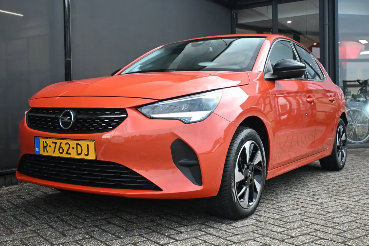 Elegance 50 kWh 89,7%SOH! 3 Fase | 1e Eigenaar | Dealeronderhouden | AllSeason | Navigatie by App | !!
