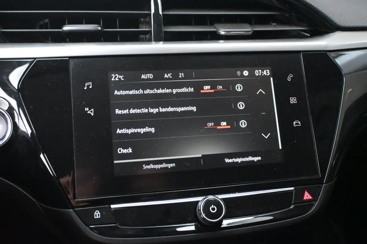 Elegance 50 kWh 89,7%SOH! 3 Fase | 1e Eigenaar | Dealeronderhouden | AllSeason | Navigatie by App | !!