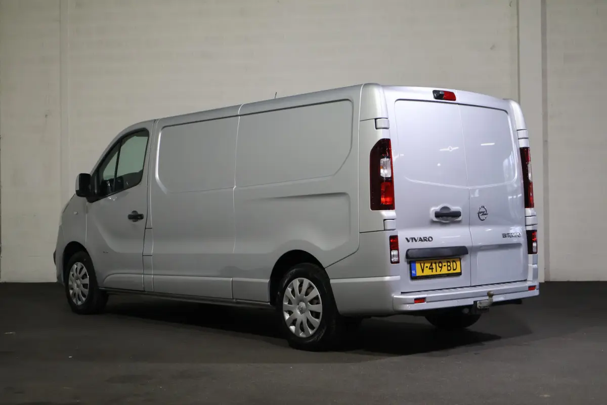 1.6 CDTI 120pk L2 H1 Sport