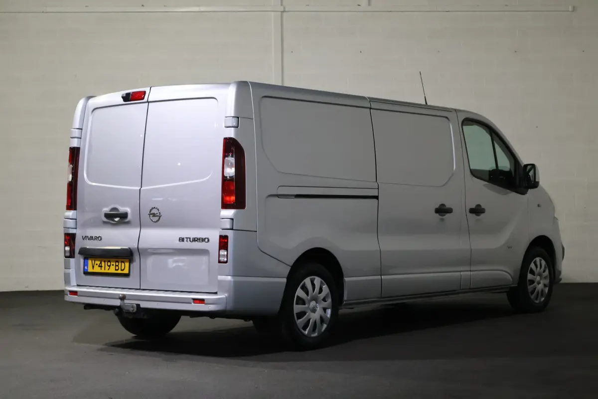 1.6 CDTI 120pk L2 H1 Sport