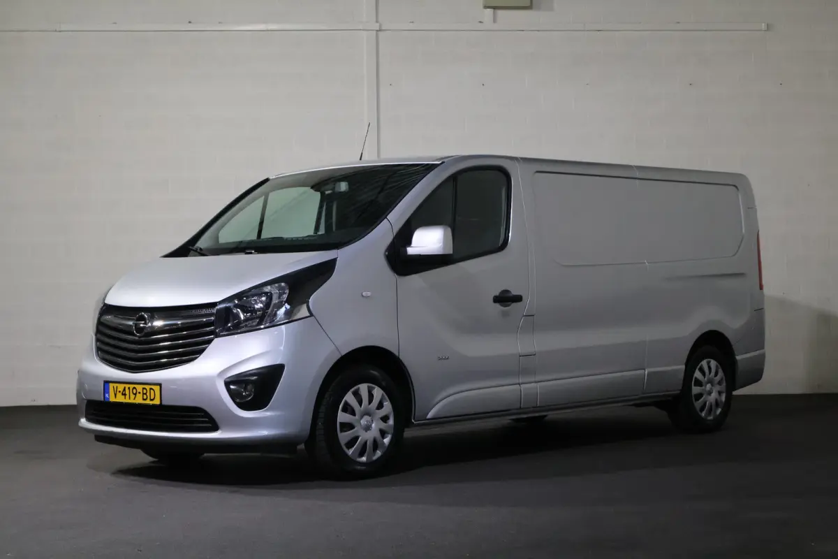 1.6 CDTI 120pk L2 H1 Sport