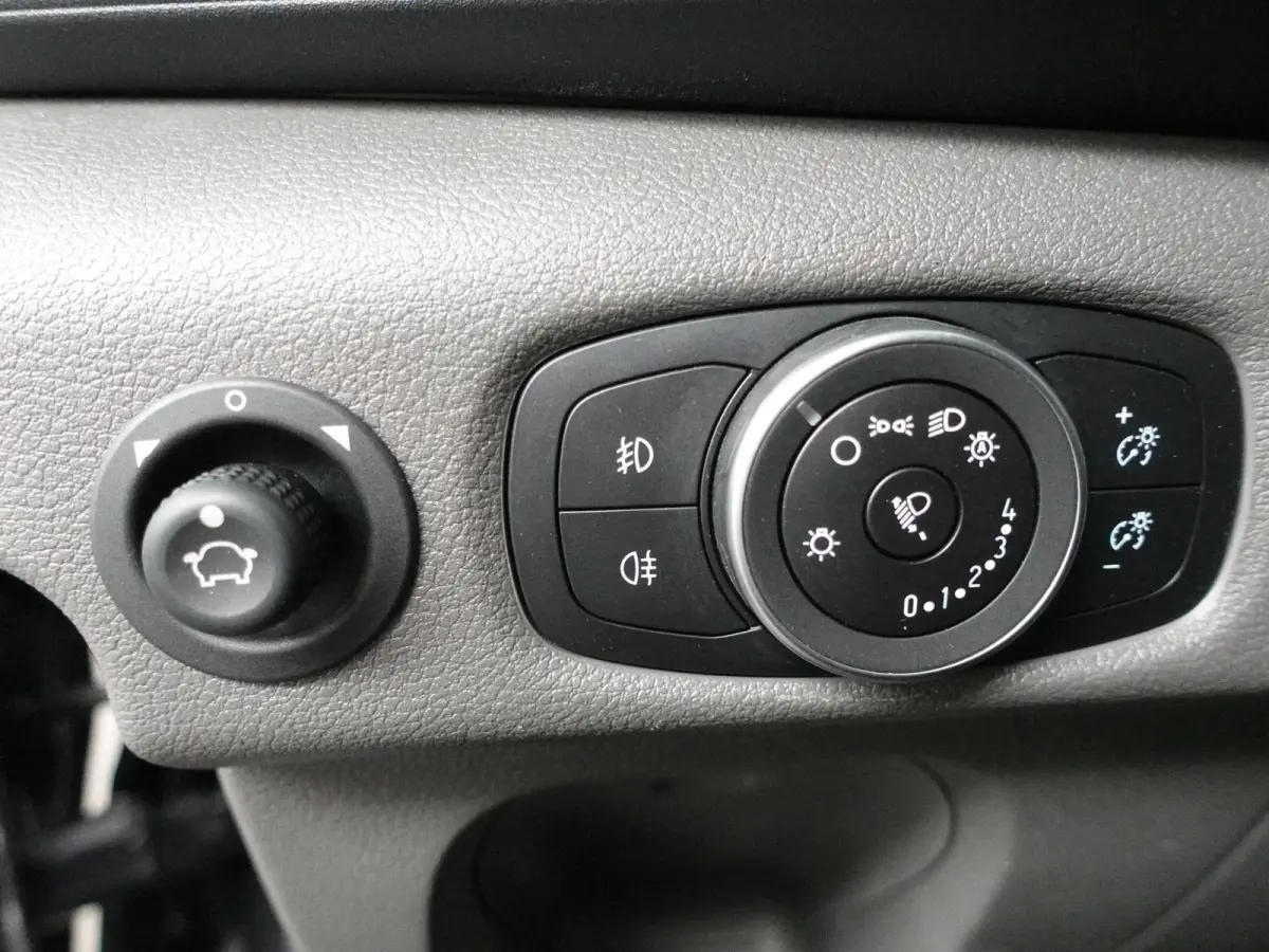 310 2.0 TDCI L2H2 Trend Automaat Airco Bluetooth Camera Cruise Control