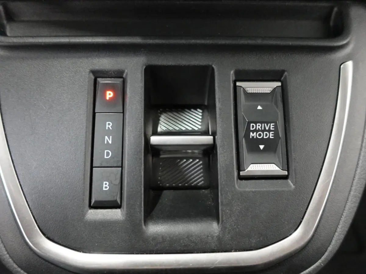 L3H1 Edition 75 kWh Automaat Airco Navi Cruise Control WLTP 317 km actieradius