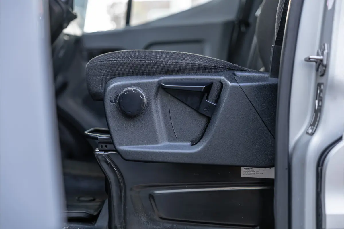 310 2.0 TDCI L2H2 | CarPlay | Navigatie | Camera | BOTT Inrichting | Airco | 3-Zitter | Cruise control