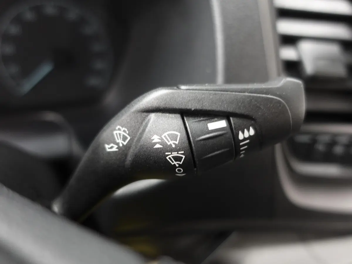 300 2.0 TDCI L2H1 Trend Dubbele Cabine Airco Cruise Control Bluetooth Navi Trekhaak