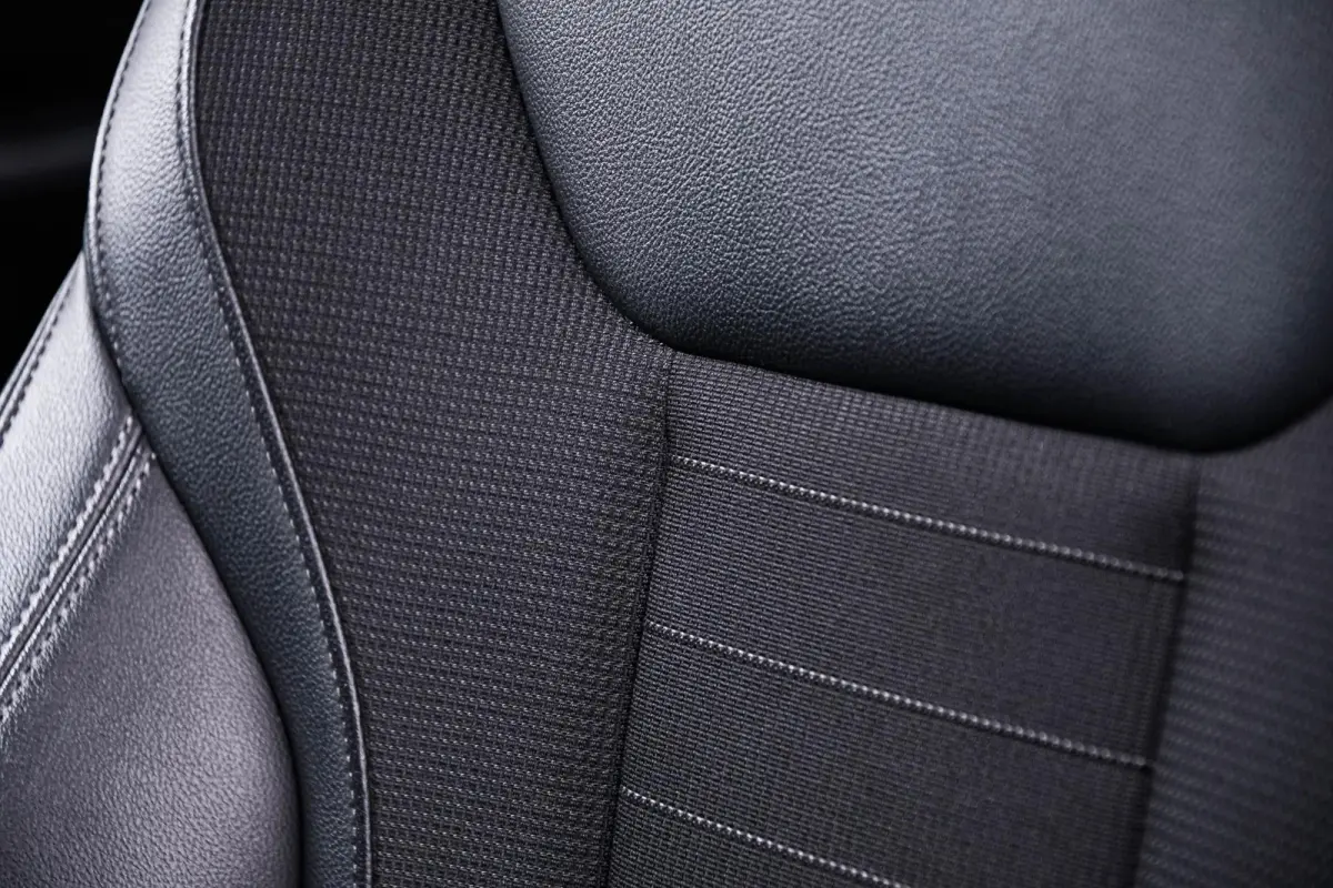 320i Executive Edition Sport Line - Head up - Sportstoelen - Cruise control - PDC voor/achter - Geluidswerende ruiten voor - Elektrisch verwarmde voorstoelen -