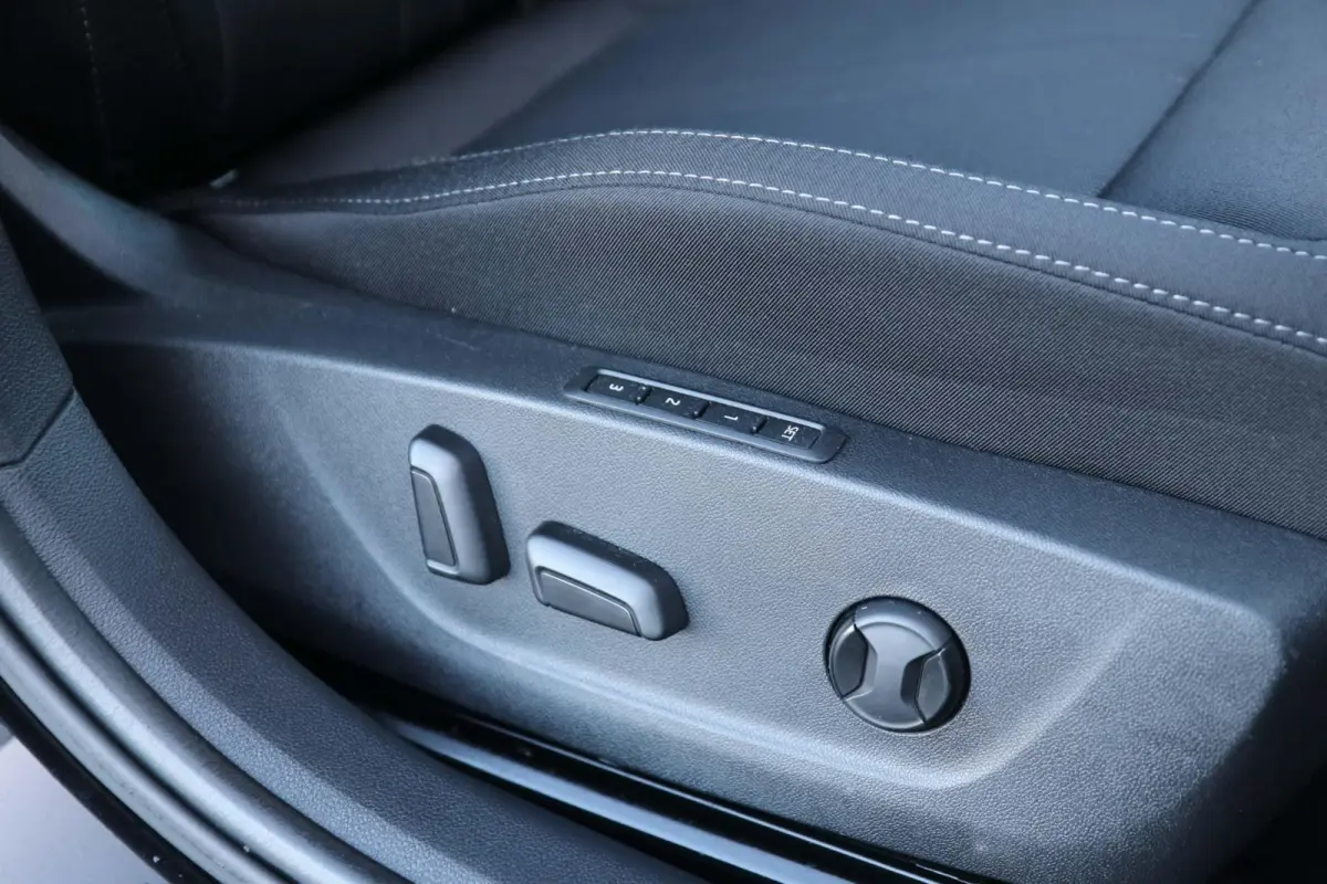 1.4 TSI 204pk iV PHEV Sportline Business | SoH 93% | Panoramadak | Stoelverwarming | Head-up Display | Achteruitrijcamera