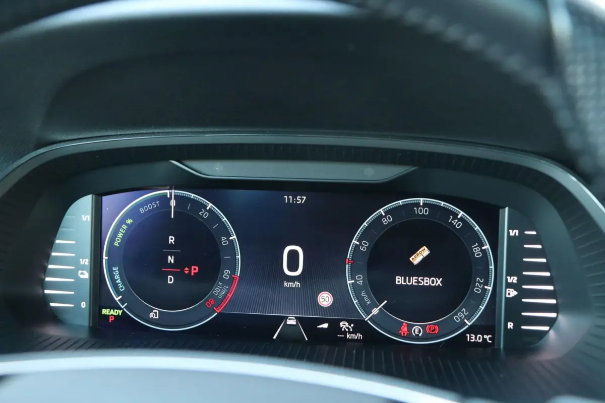 1.4 TSI 204pk iV PHEV Sportline Business | SoH 93% | Panoramadak | Stoelverwarming | Head-up Display | Achteruitrijcamera