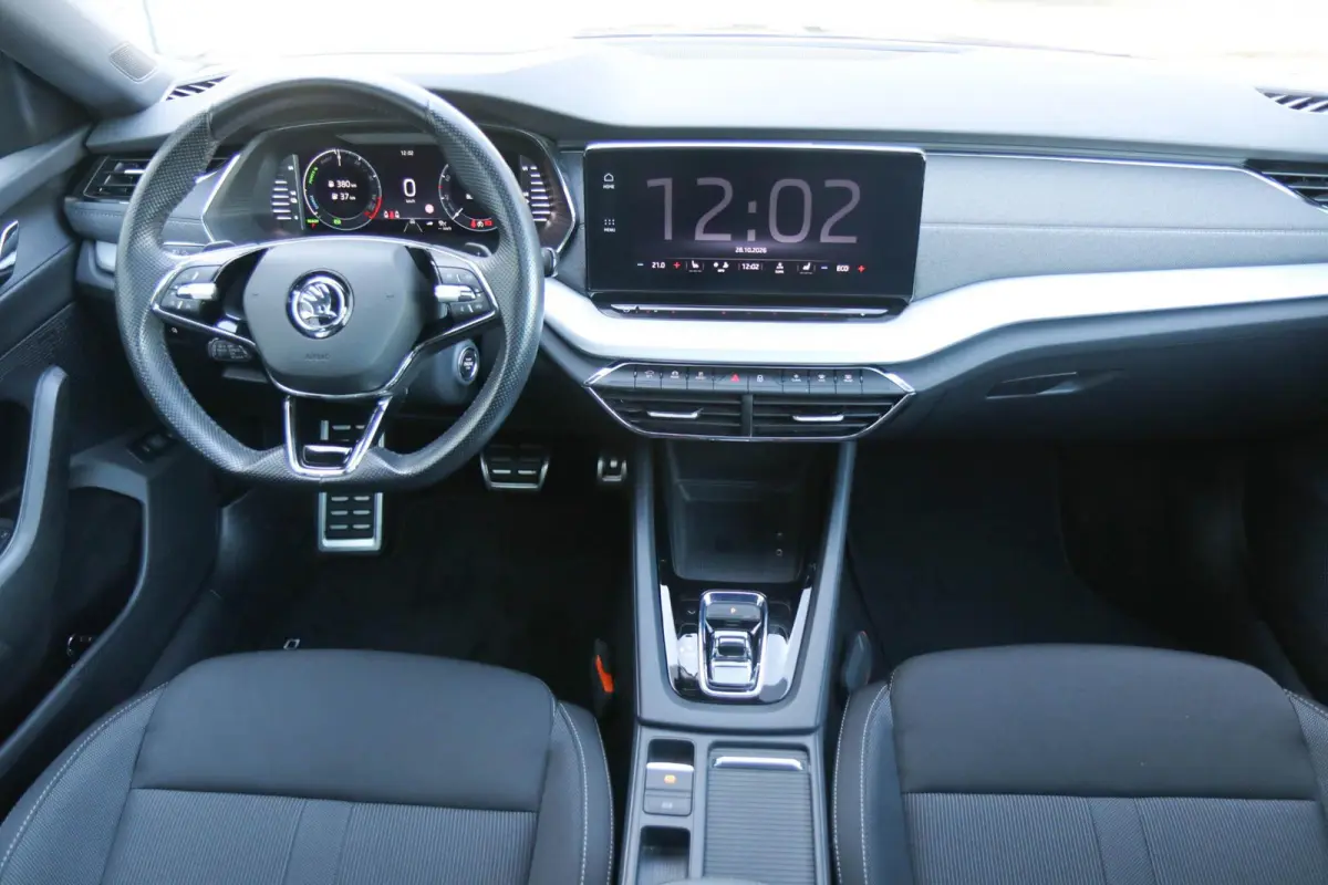 1.4 TSI 204pk iV PHEV Sportline Business | SoH 93% | Panoramadak | Stoelverwarming | Head-up Display | Achteruitrijcamera