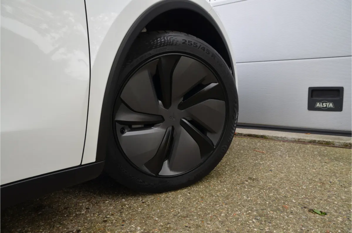 Premium Long Range AWD 75 kWh Juniper, AutoPilot4.0 (FSD 99,- p/mnd)