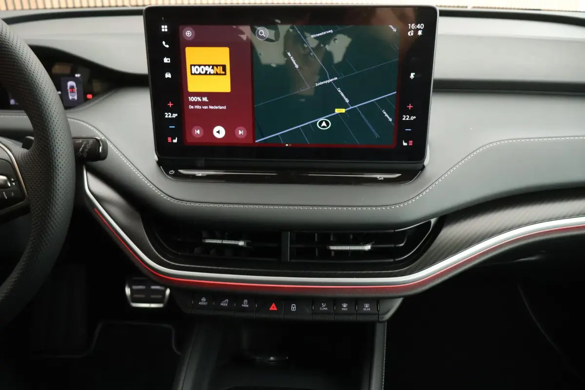 85 286pk Sportline Trekhaak Camera Warmtepomp Stoelverwarming Keyless Navigatie