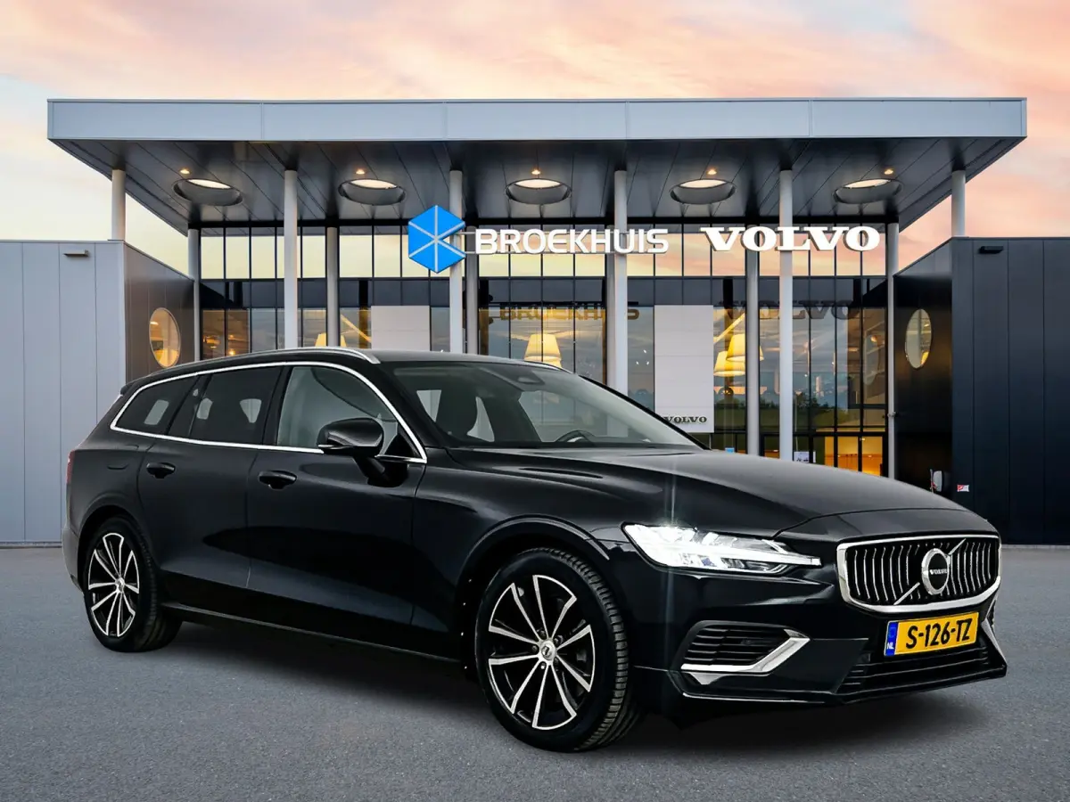 T6 Recharge Core | 18" | Stoel/Stuurverwarming | Parkeercamera | Keyless | Adaptieve Cruise | BLIS | Carplay | Parkeerverwarming
