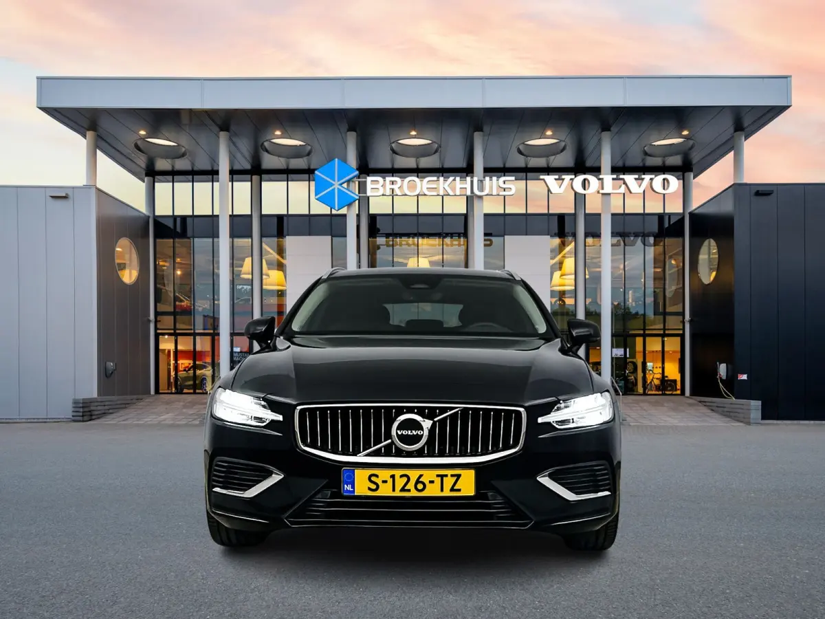 T6 Recharge Core | 18" | Stoel/Stuurverwarming | Parkeercamera | Keyless | Adaptieve Cruise | BLIS | Carplay | Parkeerverwarming