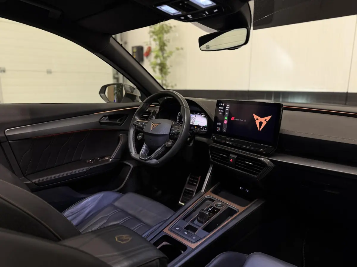 VZ 2.0 TSI 4DRIVE 460PK|Pano|Leer|Custom|20"