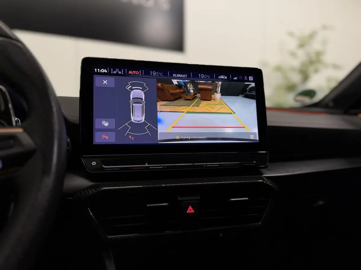 VZ 2.0 TSI 4DRIVE 460PK|Pano|Leer|Custom|20"