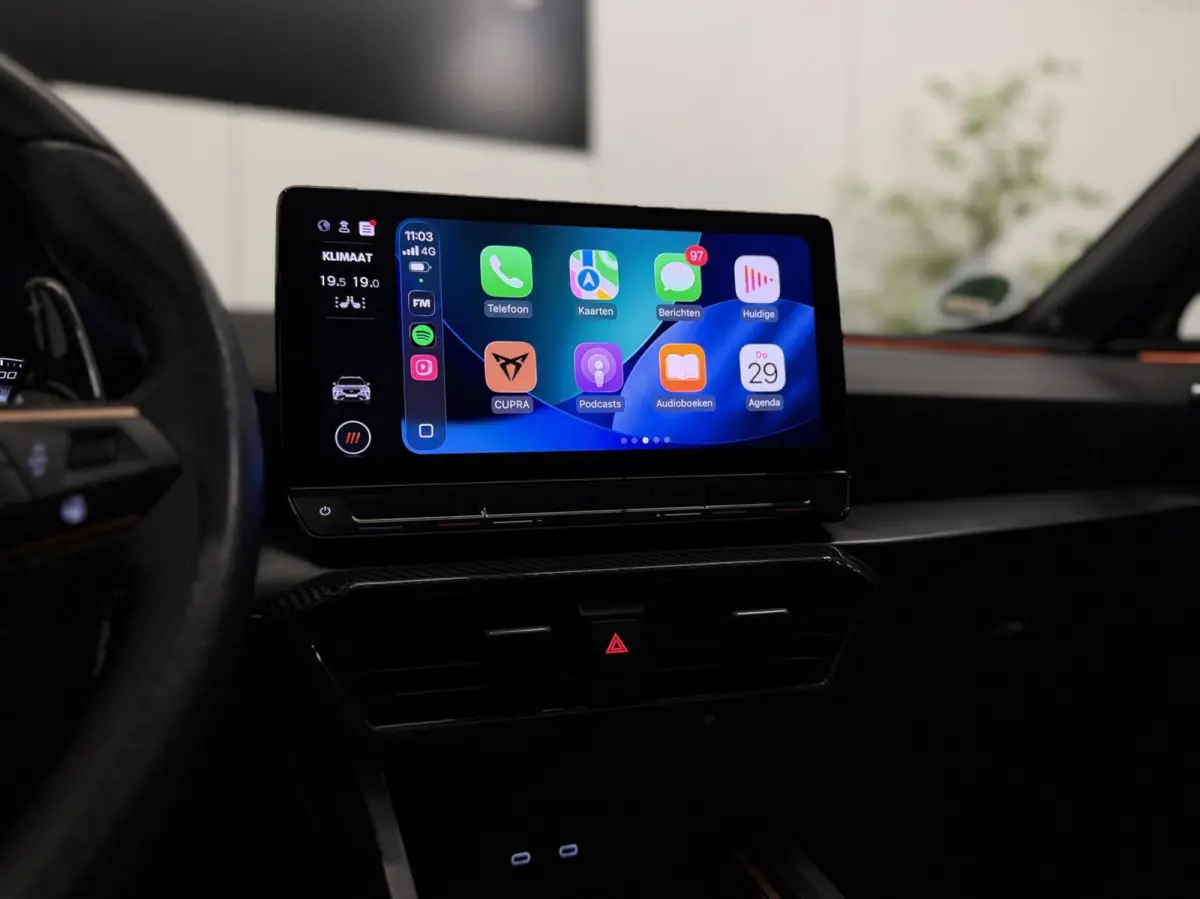 VZ 2.0 TSI 4DRIVE 460PK|Pano|Leer|Custom|20"