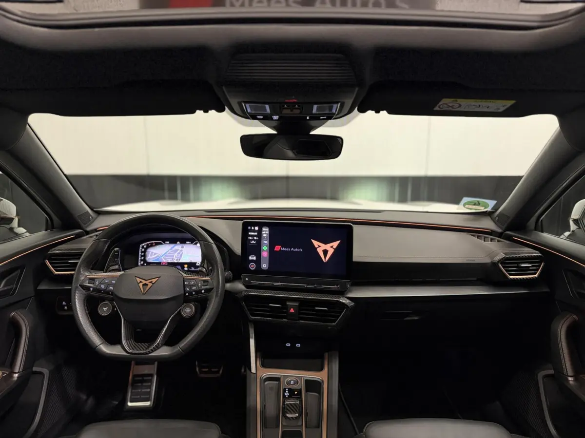 VZ 2.0 TSI 4DRIVE 460PK|Pano|Leer|Custom|20"