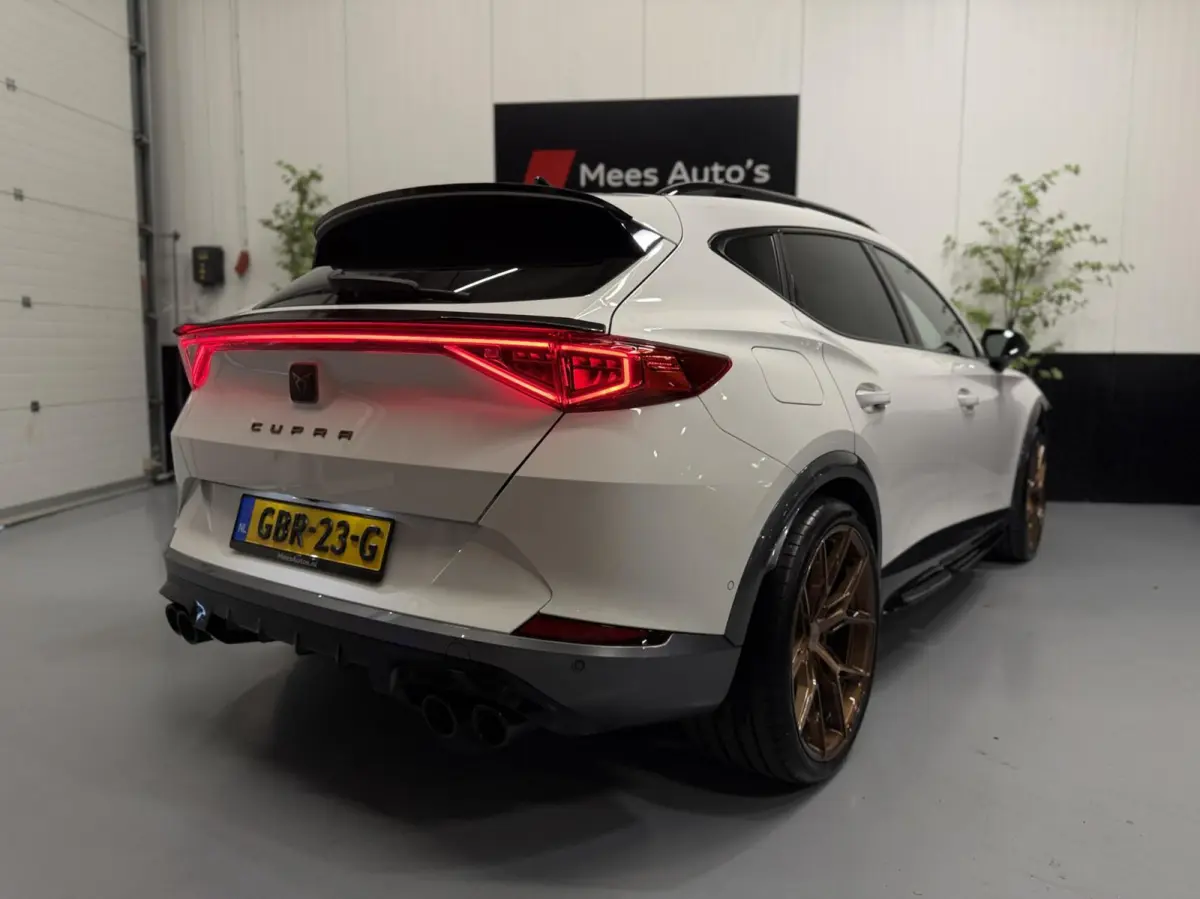 VZ 2.0 TSI 4DRIVE 460PK|Pano|Leer|Custom|20"