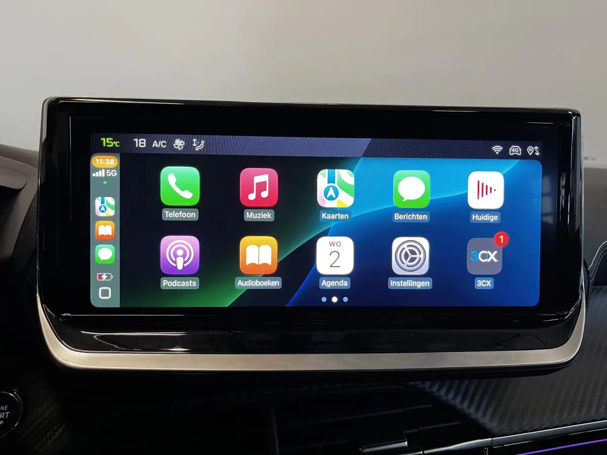 1.2 PureTech 130pk Automaat GT-Line Navigatie Apple Carplay/Android Auto Camera Parkeersensoren Ledverlichting Cruise Control Virtual Cockpit Climate Control Lichtmetalen velgen
