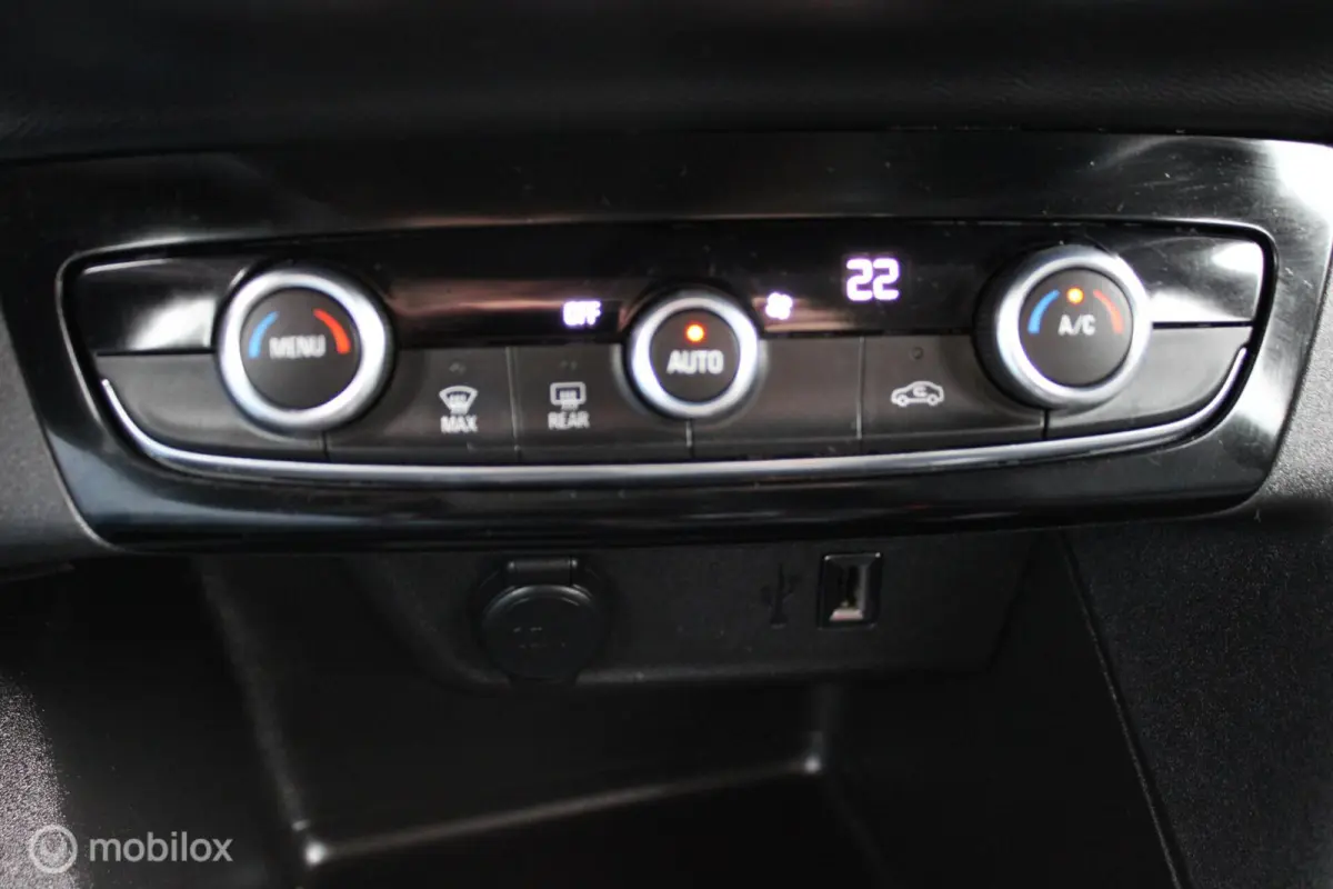 Edition 3 fase 50 kWh, Navigatie en App connect, Pdc, Cruise, Clima,