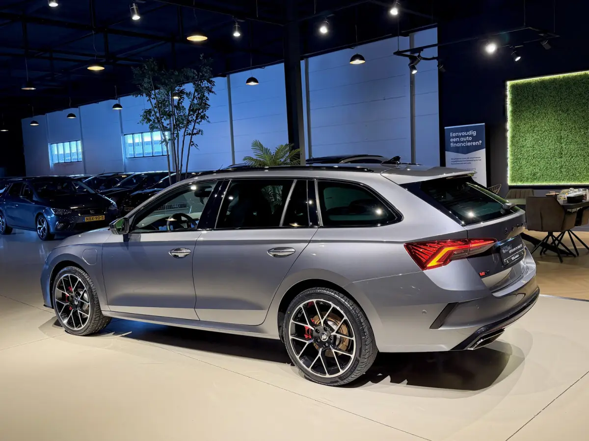 1.4 TSI RS iV Headup|Camera|ACC|Keyles BTW! Dealer OH