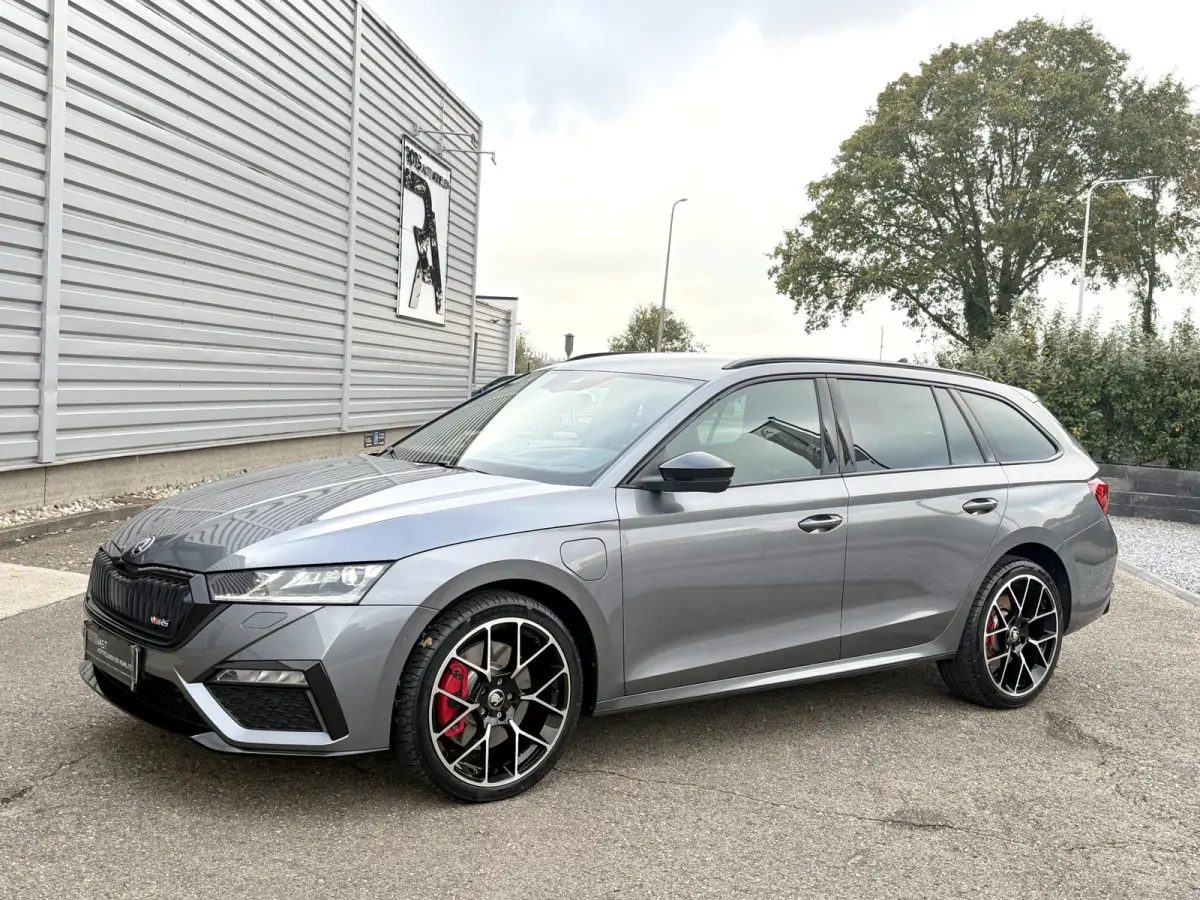 1.4 TSI RS iV Headup|Camera|ACC|Keyles BTW! Dealer OH