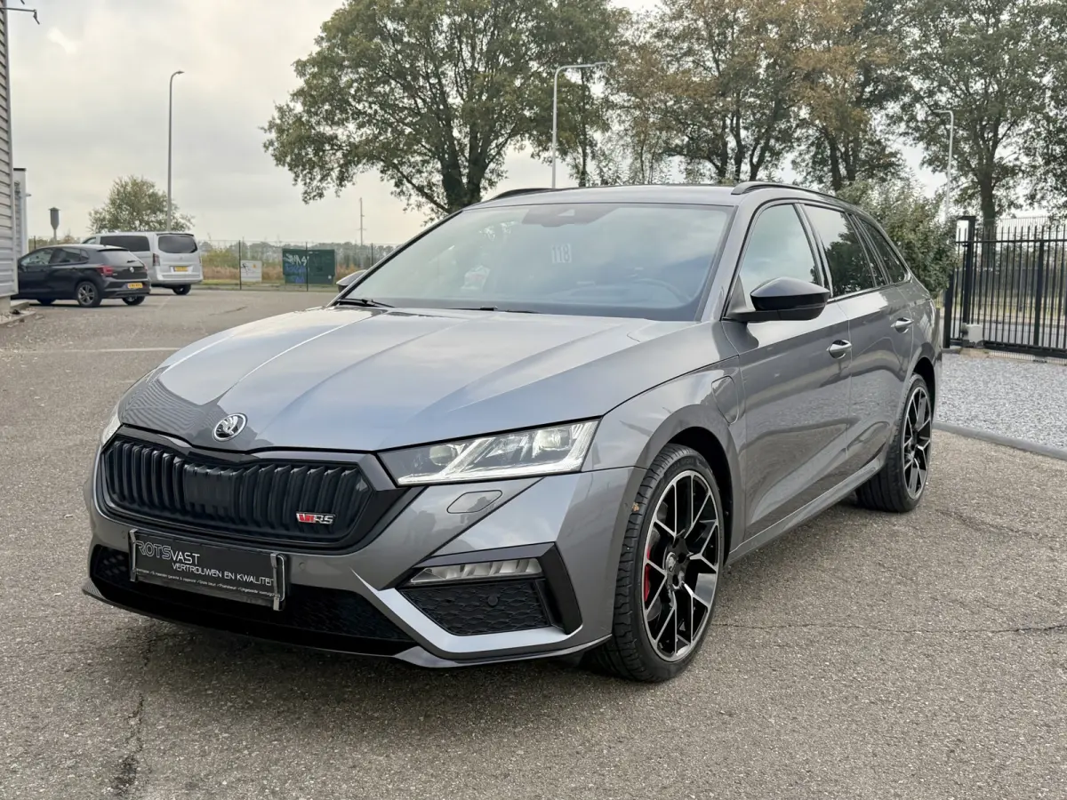 1.4 TSI RS iV Headup|Camera|ACC|Keyles BTW! Dealer OH