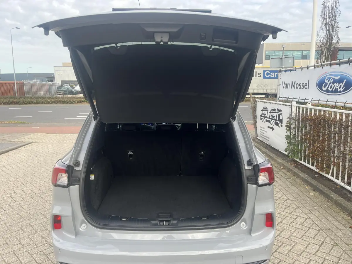 2.5 PHEV Graphite Tech Edition | Adaptieve Cruise Control | Panorama Dak | BLIS | Head Up display | Elekt. Wegklapbare Trekhaak | Elekt. Verstelbare Voorstoelen | Stoelverwaming Voor + Achte