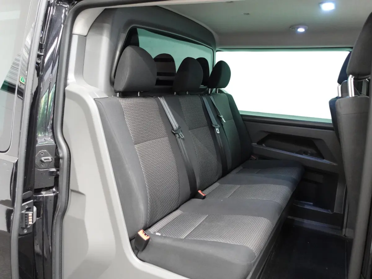 2.0TDI L2H1 150PK Highline Dubbele Cabine Automaat Airco Adaptive Cruise Control Camera Parkeersensoren Trekhaak