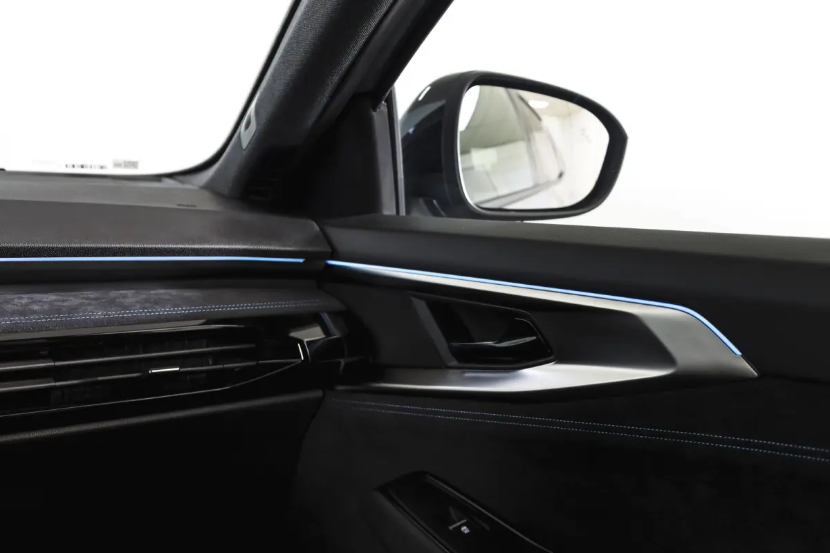 1.2 E-Tech full hybrid 200 esprit Alpine | 360 Camera | Elek. Stoelen | Winterpack | Dig. Cockpit | Adapt. Cruise | PDC | NAV+App. Connect | ECC | LM 20" | 2950