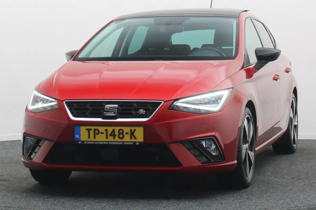 1.0 TSI FR Business Intense Panoramadak, Camera, ACC, Beats Audio, Apple CarPlay, 18"