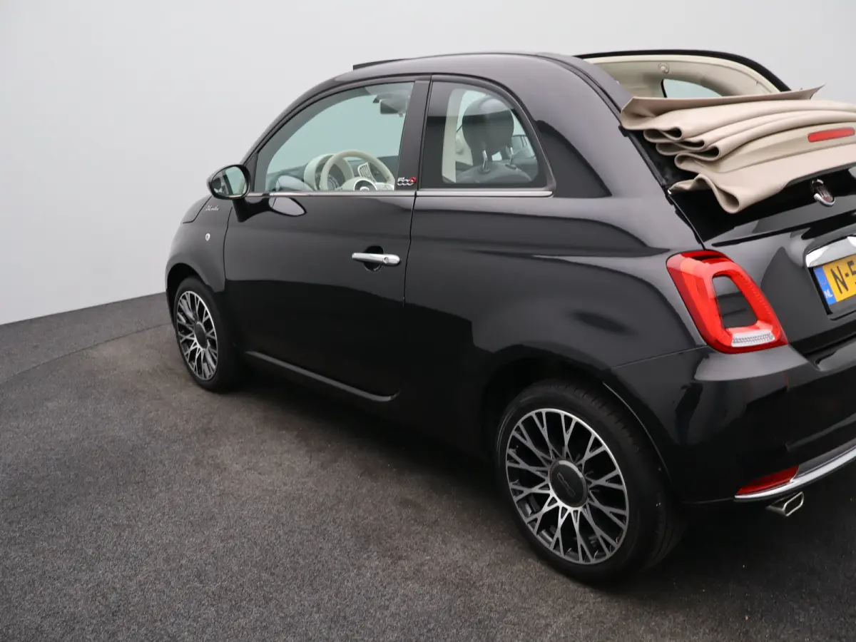 1.0 Hybrid Dolcevita Lage KM! | Cabrio | Carplay | Climate Control | Cruise Control | PDC | 16" Lichtmetalen Velgen | Origineel NL!
