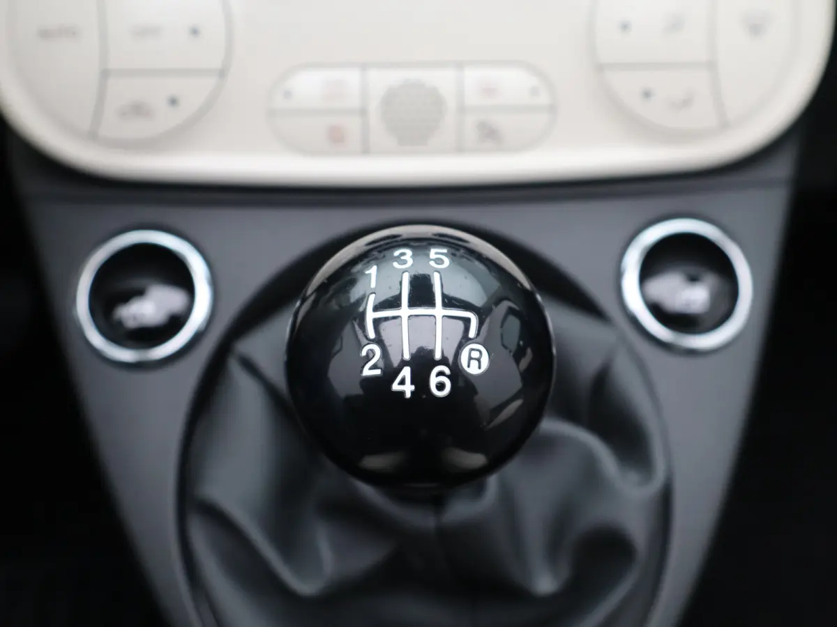 1.0 Hybrid Dolcevita Lage KM! | Cabrio | Carplay | Climate Control | Cruise Control | PDC | 16" Lichtmetalen Velgen | Origineel NL!