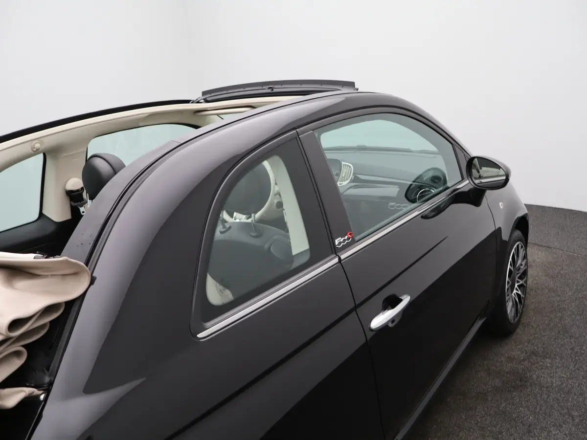 1.0 Hybrid Dolcevita Lage KM! | Cabrio | Carplay | Climate Control | Cruise Control | PDC | 16" Lichtmetalen Velgen | Origineel NL!