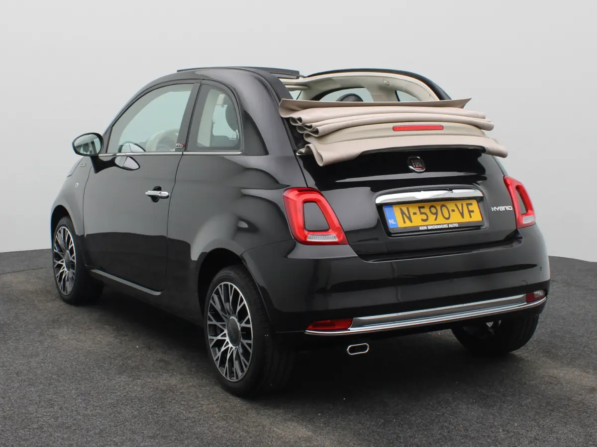 1.0 Hybrid Dolcevita Lage KM! | Cabrio | Carplay | Climate Control | Cruise Control | PDC | 16" Lichtmetalen Velgen | Origineel NL!