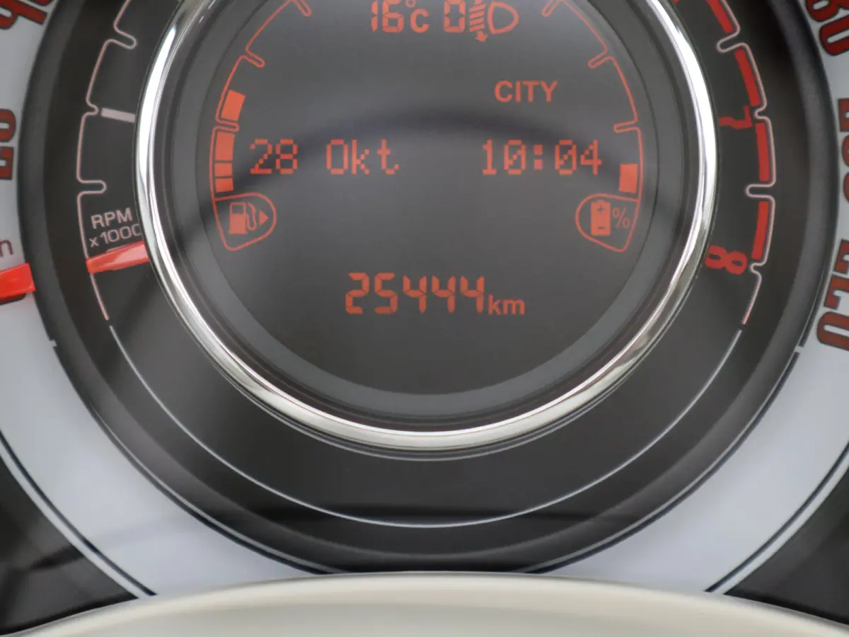 1.0 Hybrid Dolcevita Lage KM! | Cabrio | Carplay | Climate Control | Cruise Control | PDC | 16" Lichtmetalen Velgen | Origineel NL!