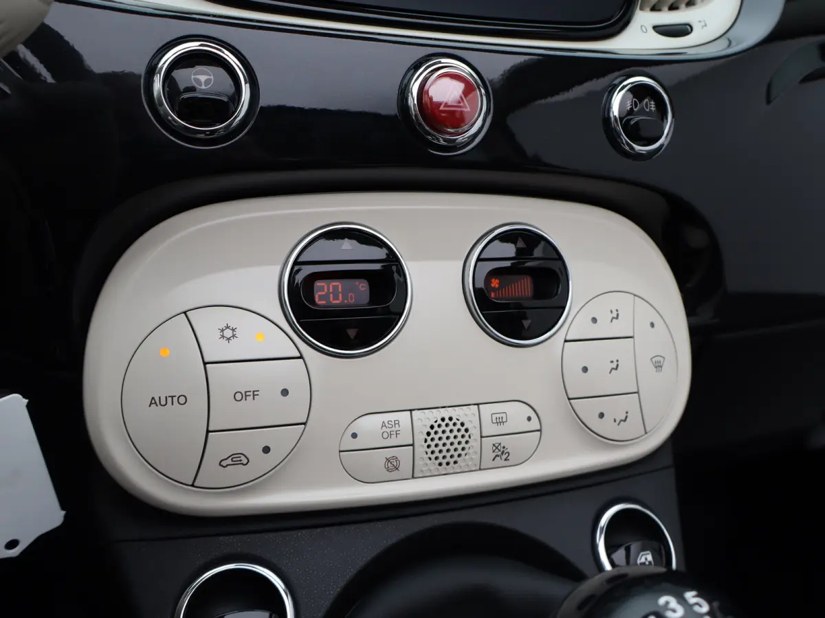 1.0 Hybrid Dolcevita Lage KM! | Cabrio | Carplay | Climate Control | Cruise Control | PDC | 16" Lichtmetalen Velgen | Origineel NL!