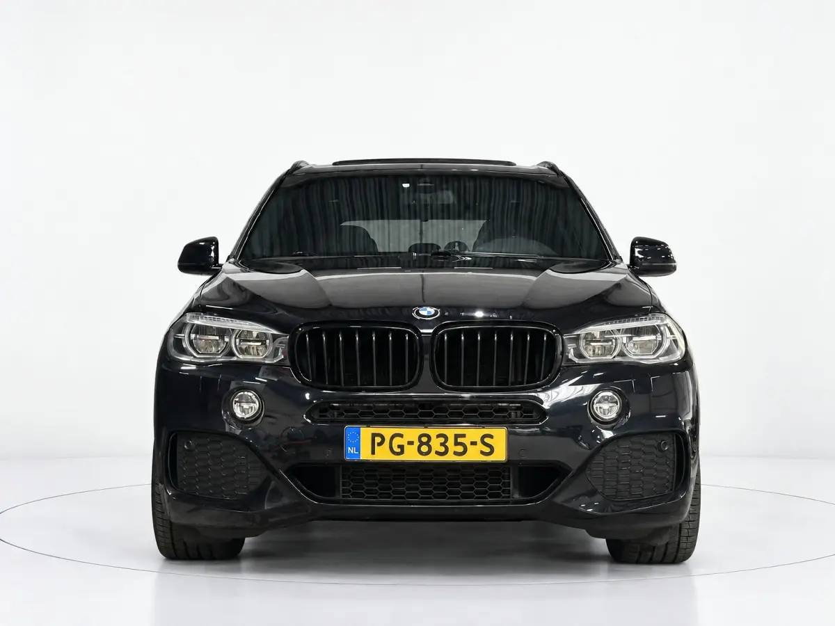 XDrive40d High Executive - Pano - Camera -